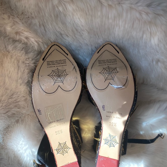 Wedge - Picture 3 of 6